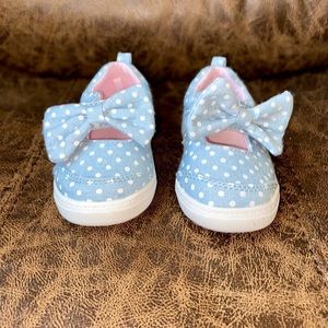 WONDER NATION SIZE 4 BABY SHOES - NEW